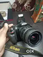3200 D Nikon camera in good condition with there all accessories