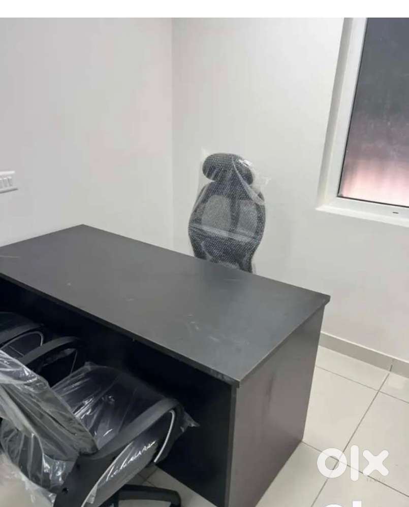 415 sq ft Furnished Office in CCC