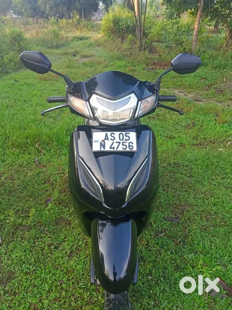 Honda Activa 5G bs4 year 2020 in good condition