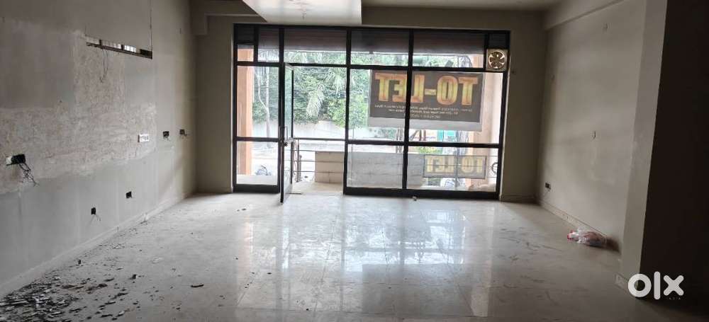 Available For Rent – Ground Floor (600 Sqft Carpet / 800 Sqft Super Bu