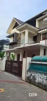 KAKKANAD KANGARAPPADY 3.5 CENTS 1500 SQFT 3 BED HOUSE FOR SALE.