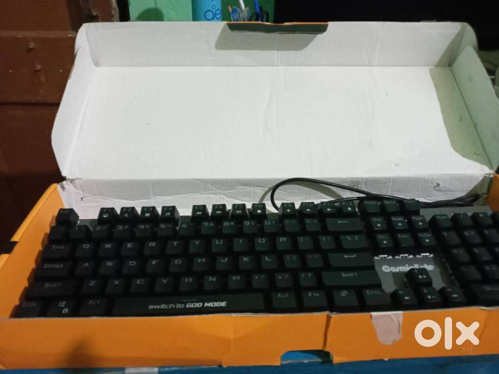Sata HDD (500gb+1000gb) & Cosmicbyte VANTH Mechanical Gaming Keyboard
