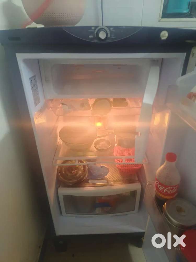 Fridge lit used godrej 190 litres