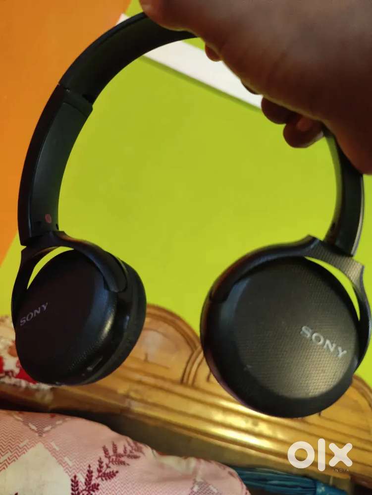 Head phone