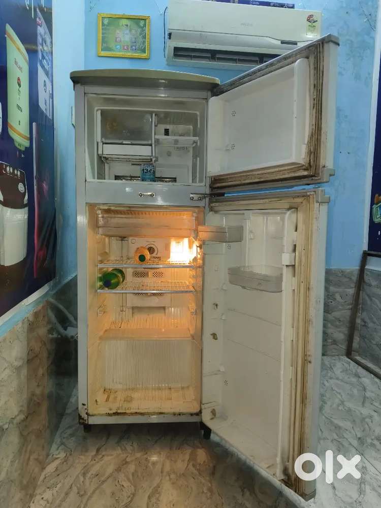 Godrej World Series Double Door Fridge