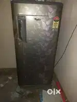 Whirlpool fridge five star good condition
