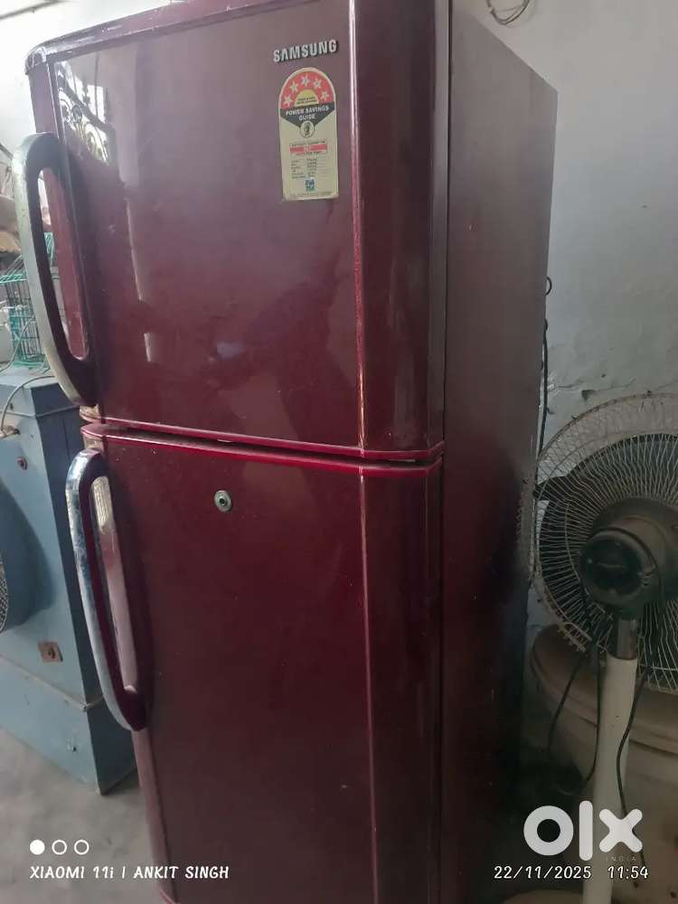 Samsung dual door fridge koi bhi dikkat nhi hai