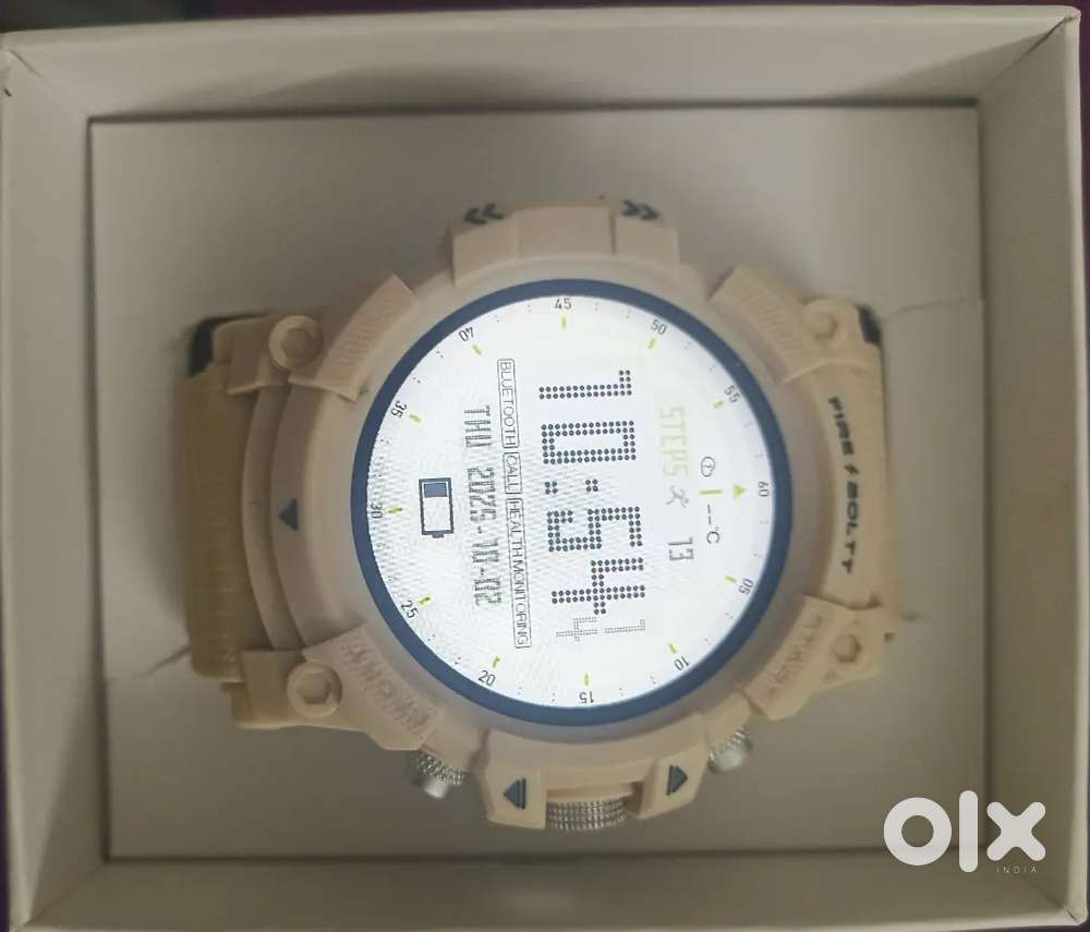 Fireboltt Smartwatch Expedition Cream colour