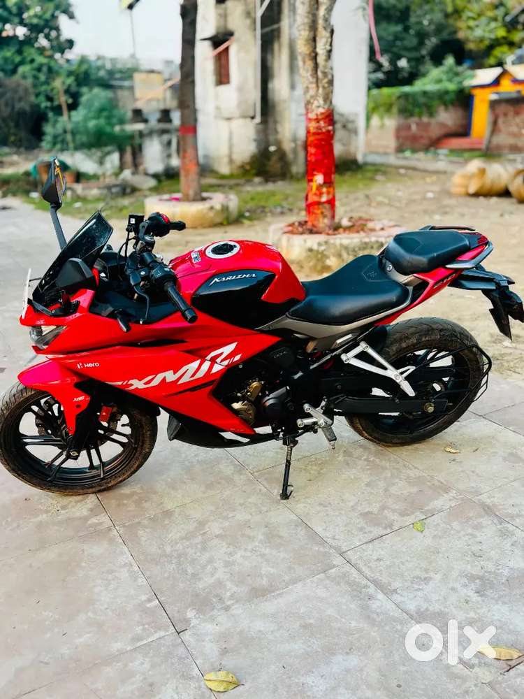 Hero Karizma ZMR 210 (2024 Model)