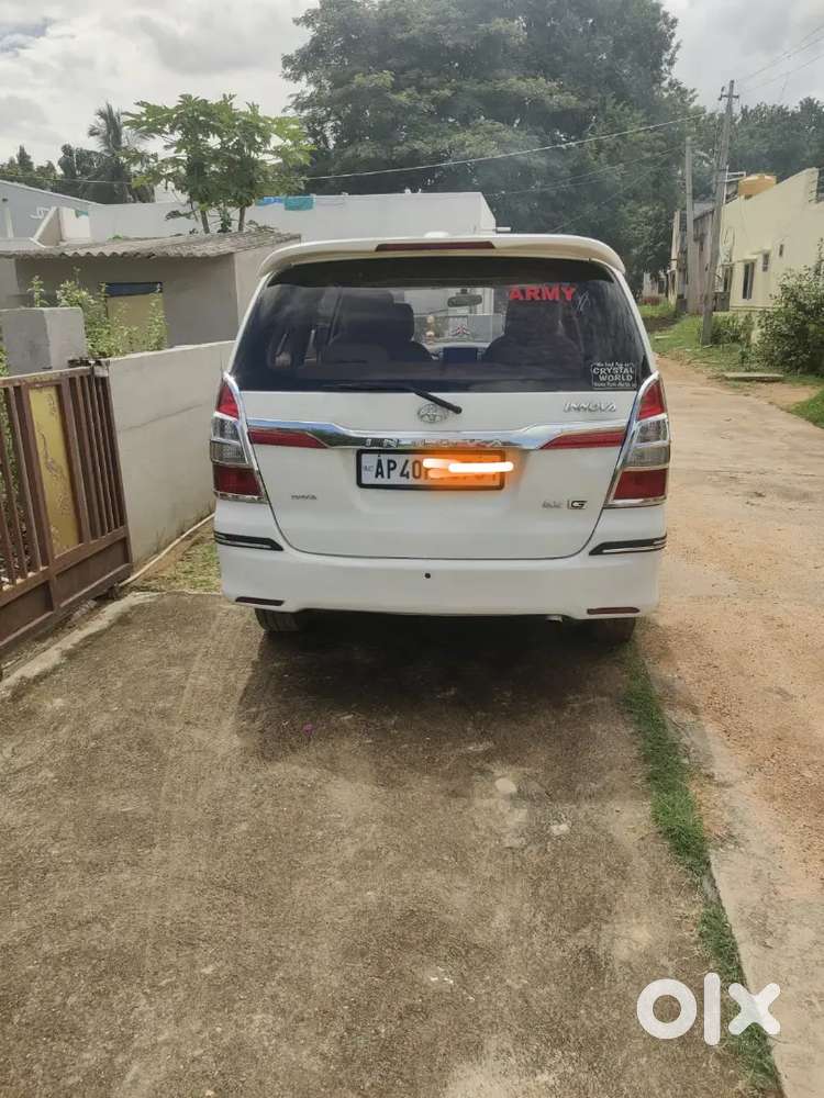 Toyota Innova 2015 Diesel 145000 Km Driven