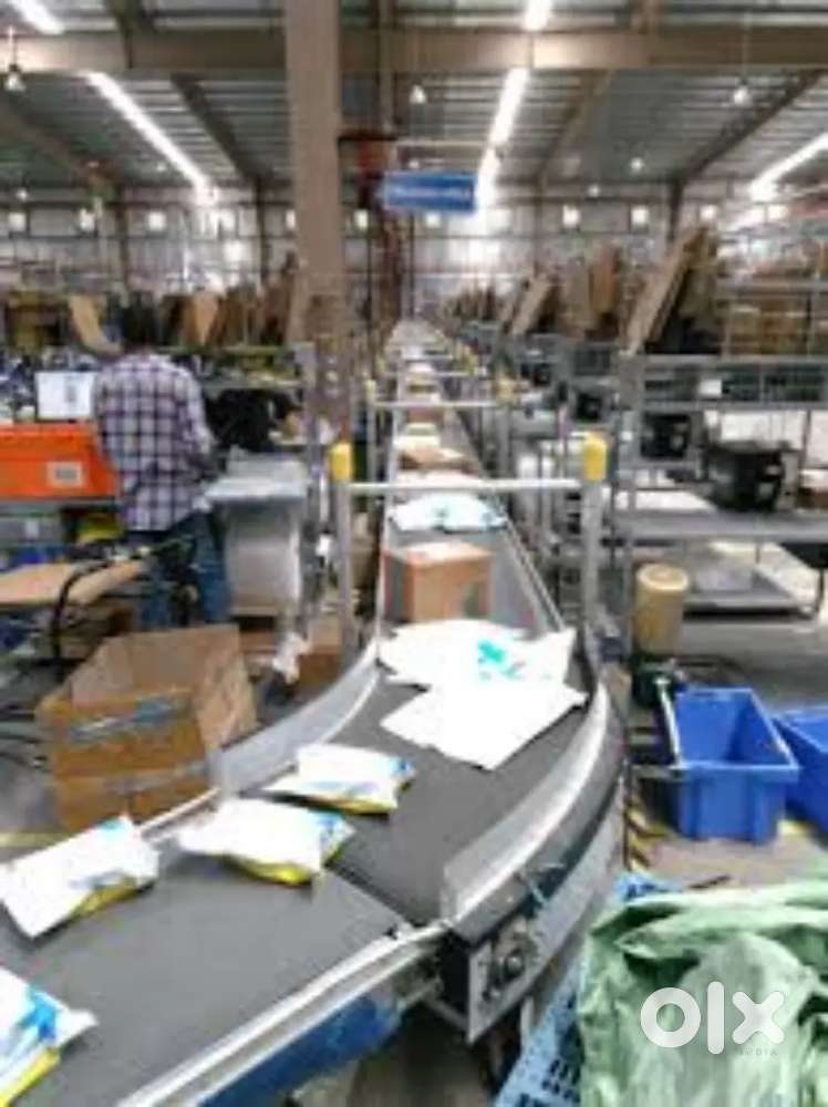 ::Hiring for Warehouse Execution Process – Freshers - Food and Room