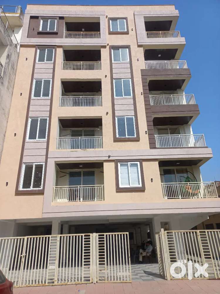 3BHK Flate SALE at Mahesh Nagar fully/sami furnished prime location