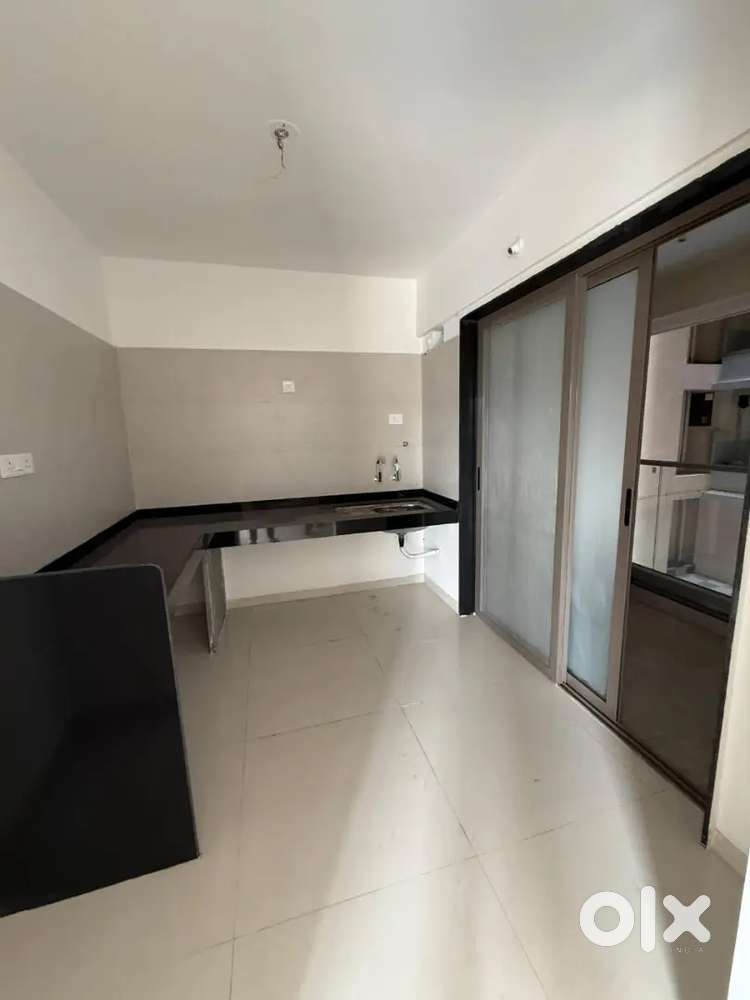 Requirements of 2 flatmates