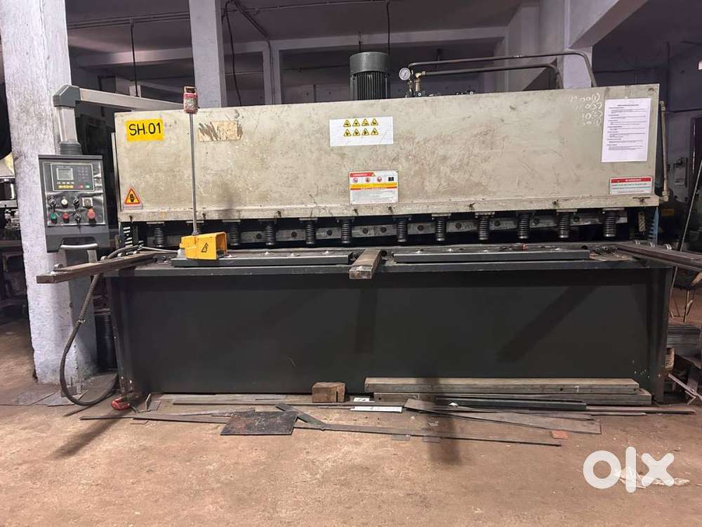 CNC Shearing Machine