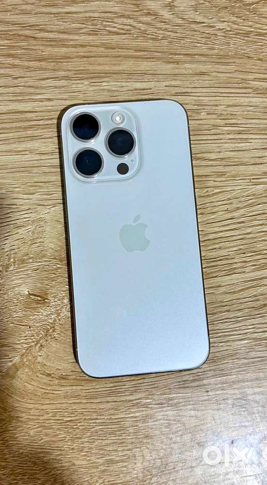 Apple iphone 15 Pro ( 512 GB )