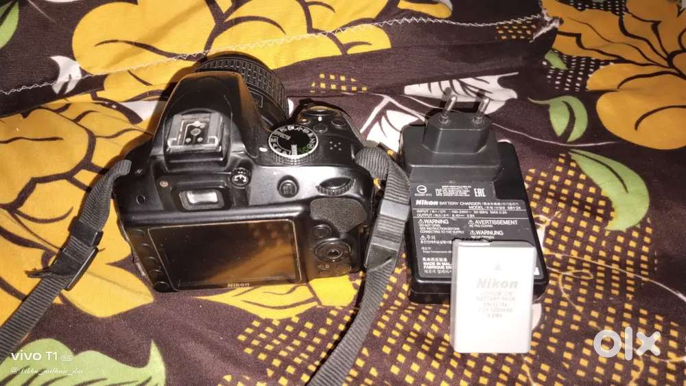 Nikon D3300 good condition , personal use camera