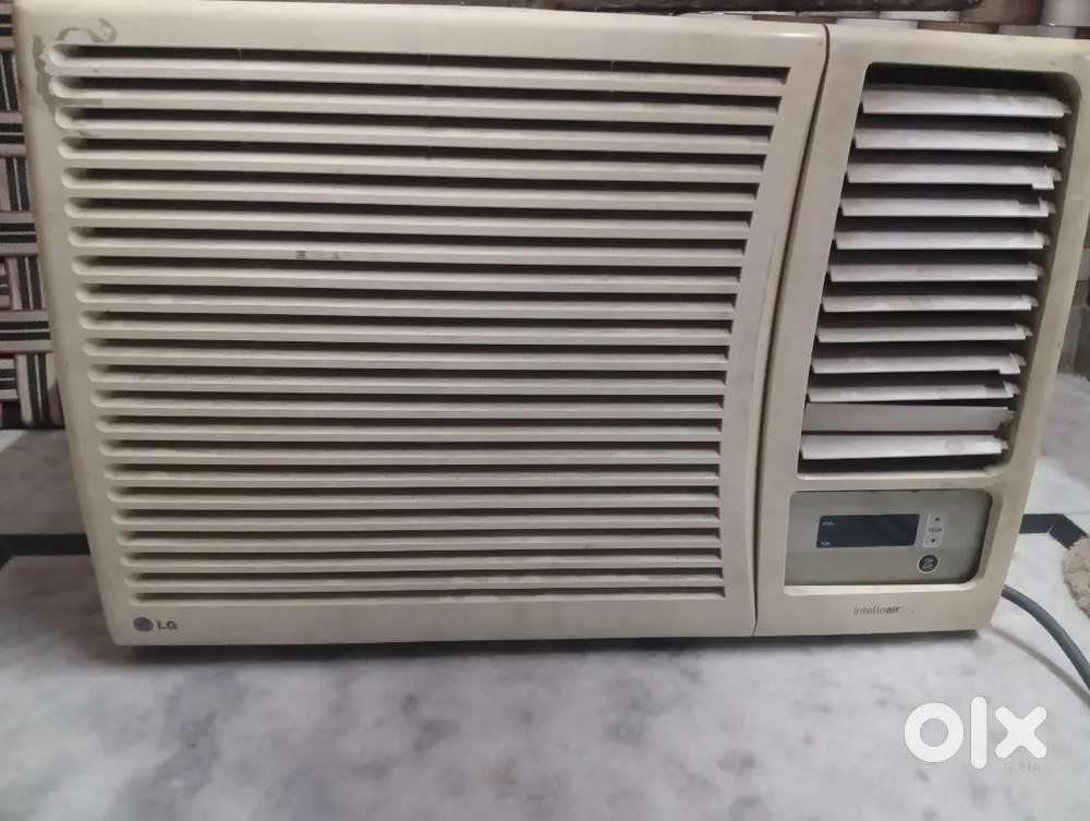 Purani ac ke kharidar