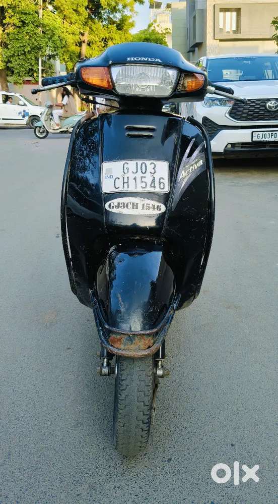 Mahadev bikes rajkot 80 feet road Laxmiwadi main road opp anand bakery