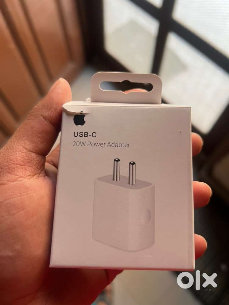 Apple 20w usb c oroginal adapter
