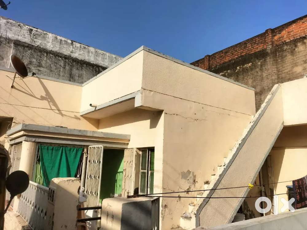 Chankheda Ioc road sarswati society ni andar Madhav tenament B-46