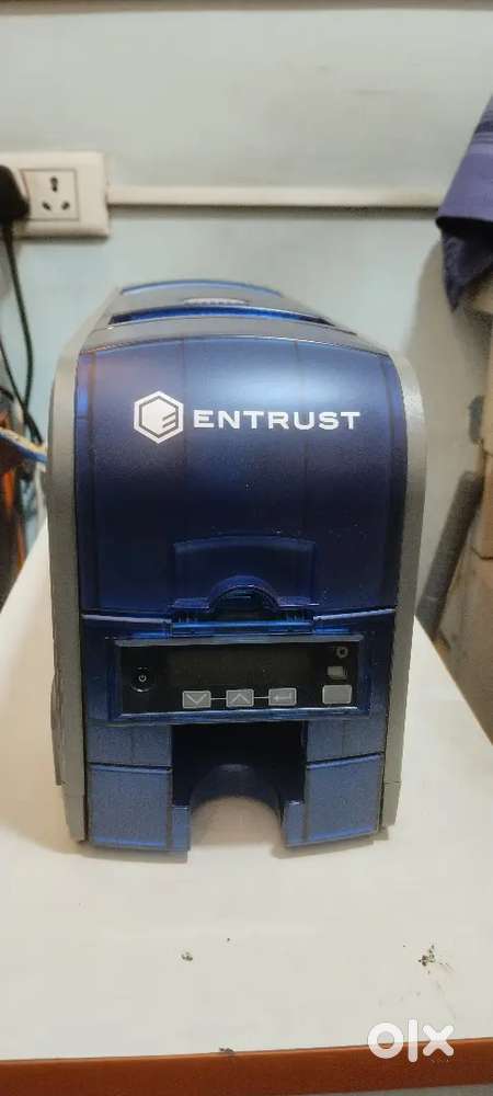 ENTRUST SD360 PVC card printer