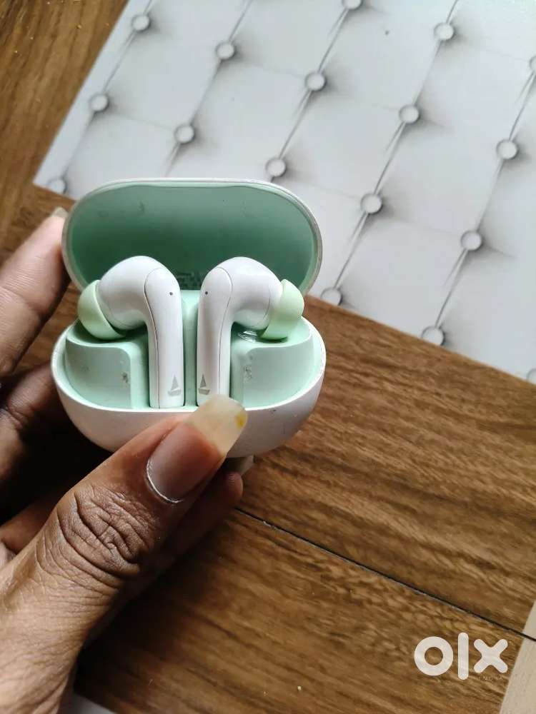 BOAT AIRPODS 155