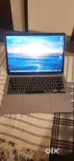 Macbook M1