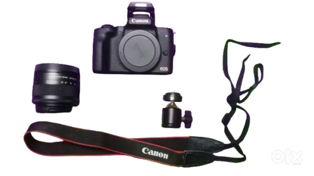 Canon EOS M50 Mark II Mirrorless Camera M15-45mm is STM lens .