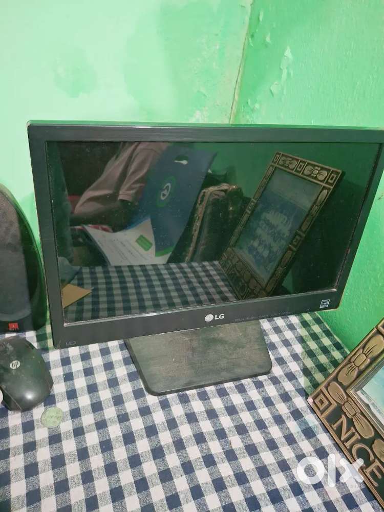 LG MONITOR 14 INCH