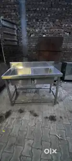Used restaurant commercial kitchen equipment ss sink basin with table