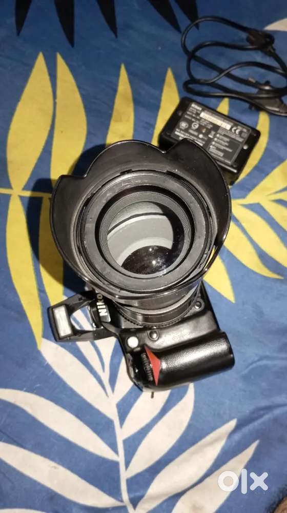 DSLR Camera Nikon D90