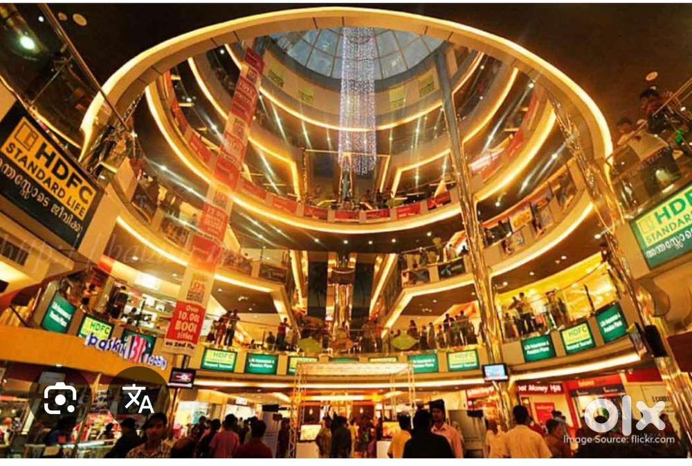 Sales/Kitchen Staff for a foodcounter in food court
