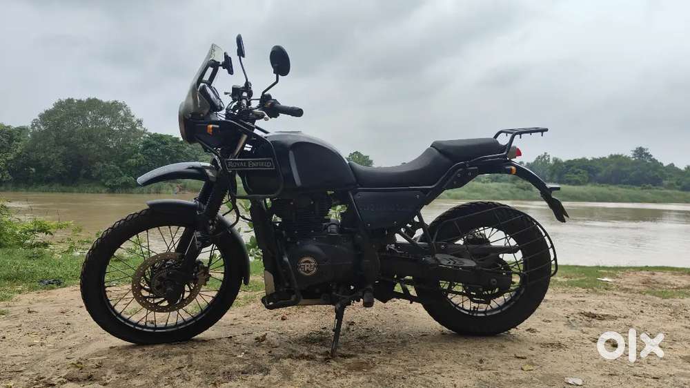 Himalayan BS-4,ABS