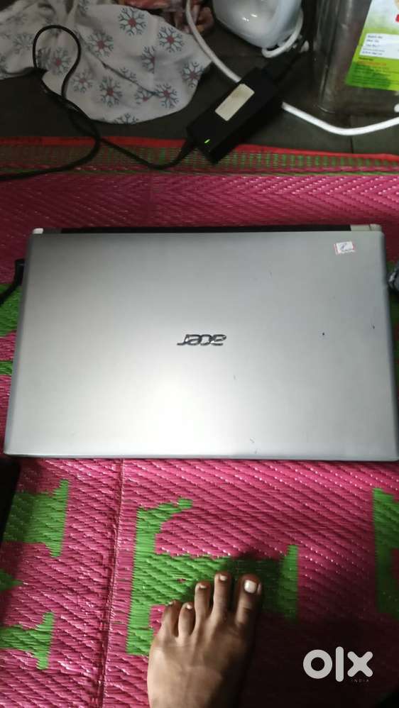 Laptop acer AND LENOVO