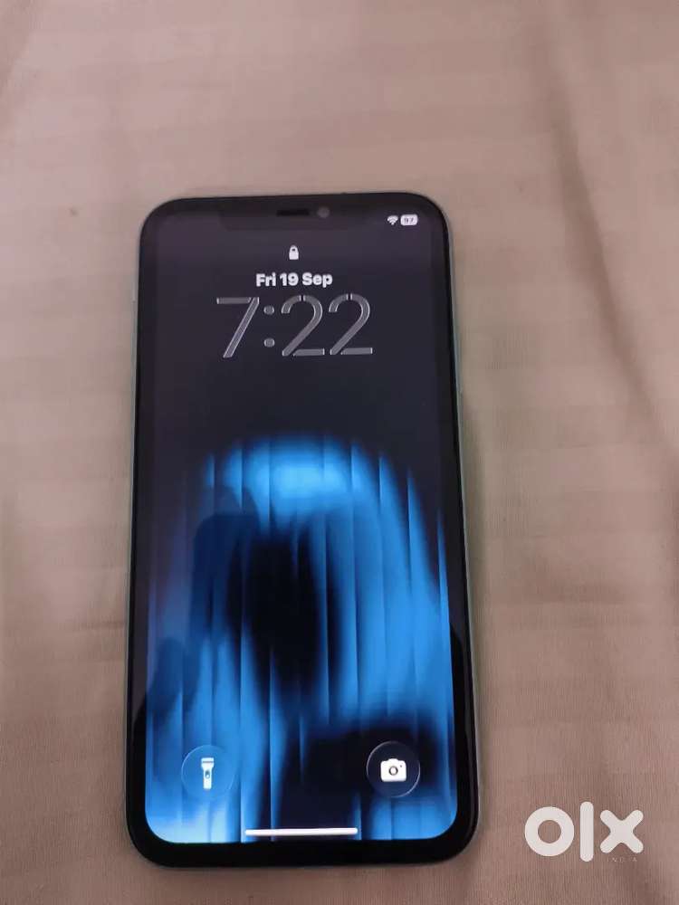 iPhone 11 128gb Price description mei likha hai