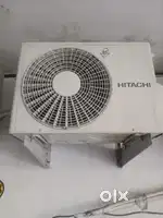 Hitachi inverter split AC 1.5 tonne. Full and we'll functioning.