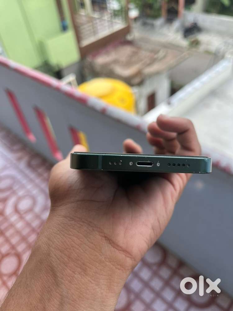 I phone 13 256