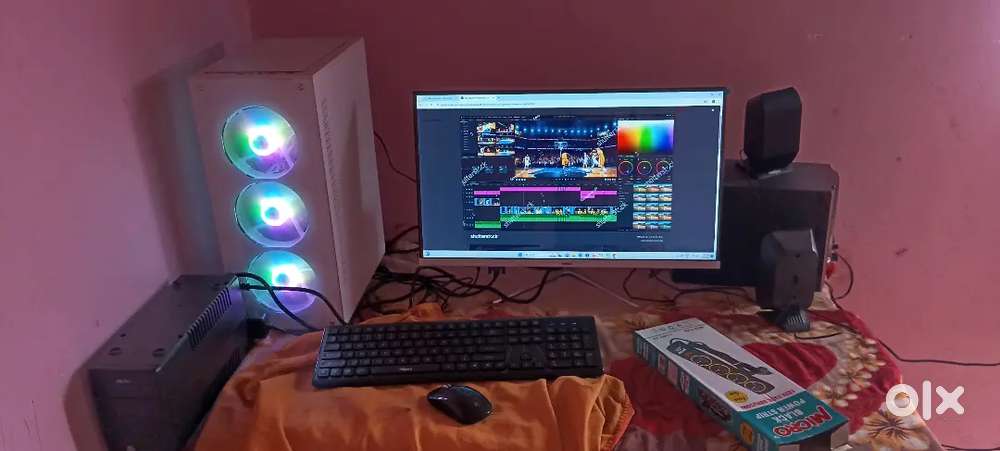 Gaming setup MONITOR . UPS. CPU