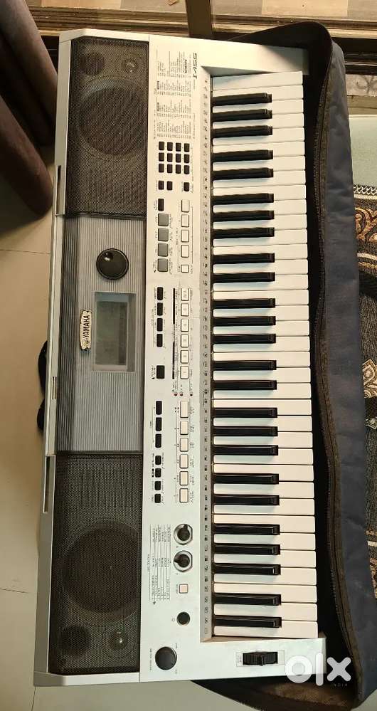 Yamaha I455 Keyboard