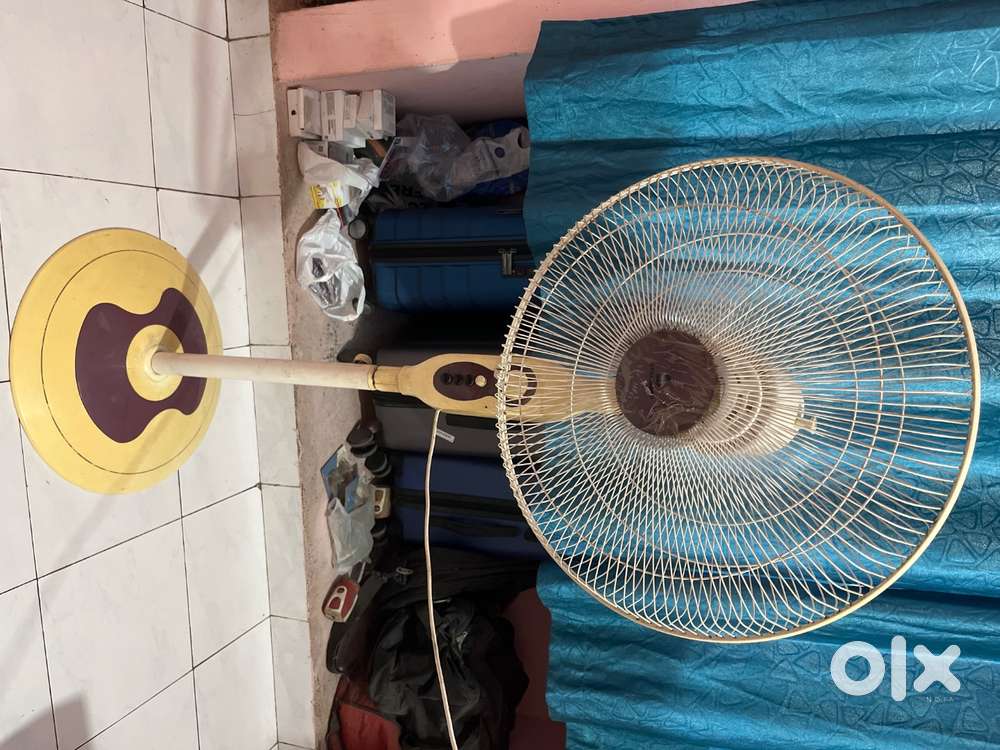 Havell’s Standard pedestal Fan 450 mm