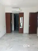 For Rent 3BHK newly 14 marla 2nd Floor facing PARK sector 34
