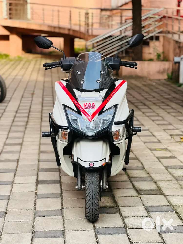 Suzuki Burgman 125 cc 10 day old