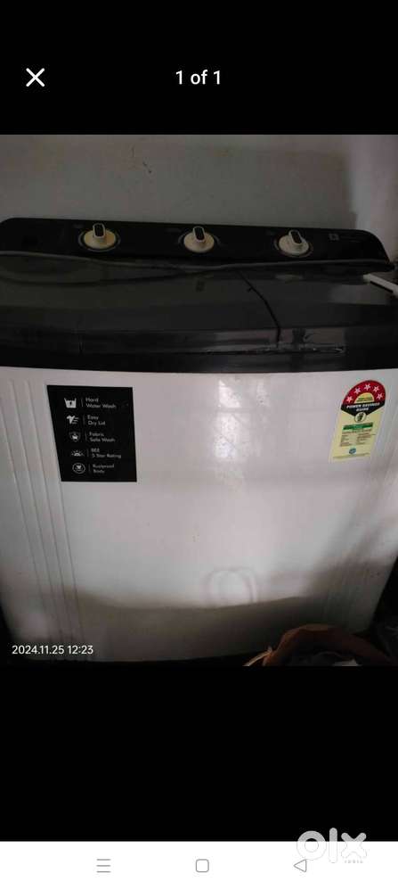 Semi Automatic washing machine. Hardly used.