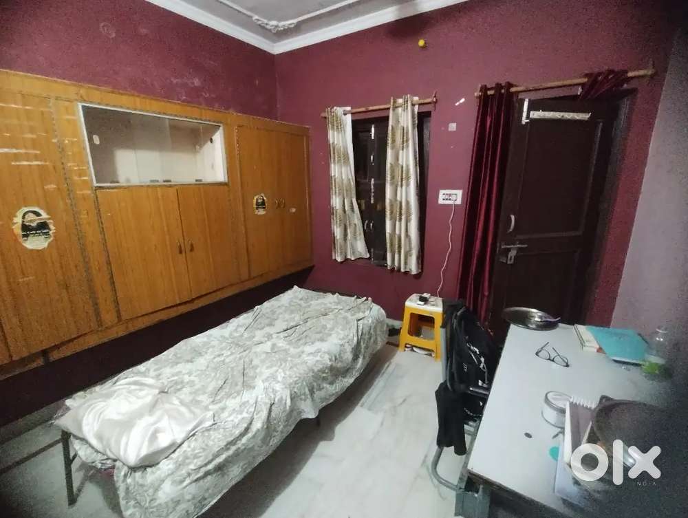 Room available for rent