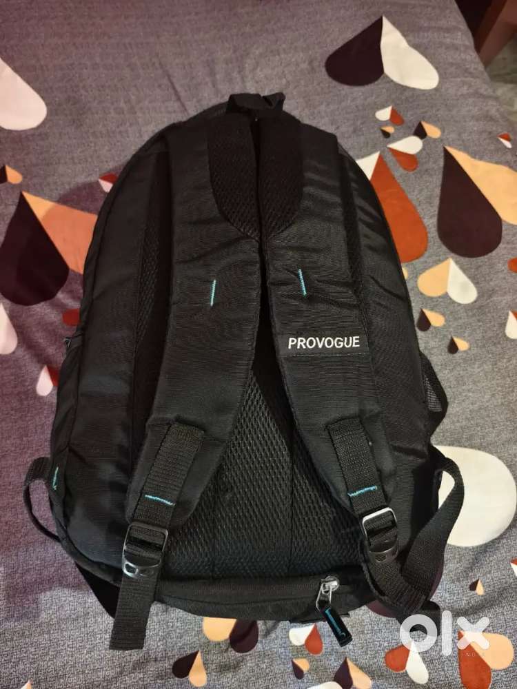 SUPER MINT CONDITION PROVOGUE BRANDED 40 LITRE BAG LAPTOP RAINCOVER
