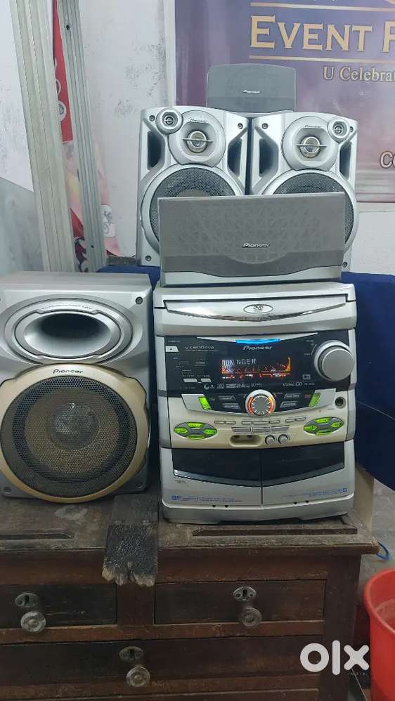 Poineer music system