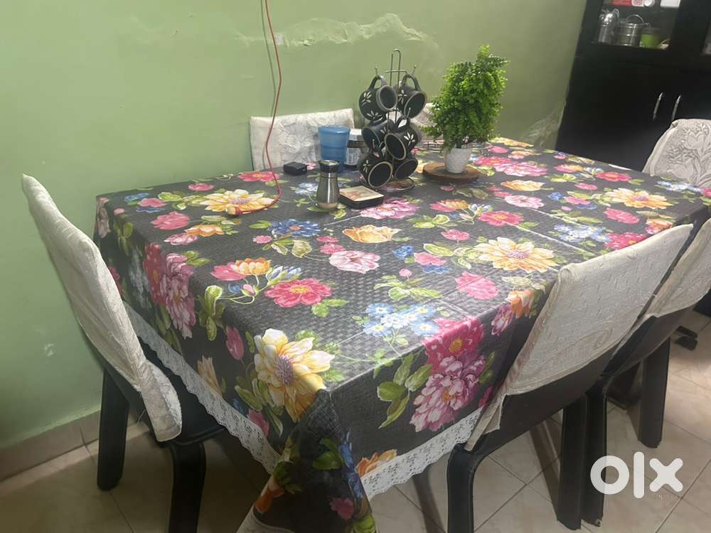 Im selling my dining table