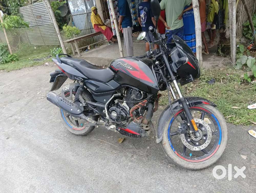 Bajaj palsar 150