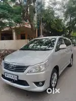 Toyota Innova 2.5 G (Diesel) 8 Seater BS IV, 2013, Diesel
