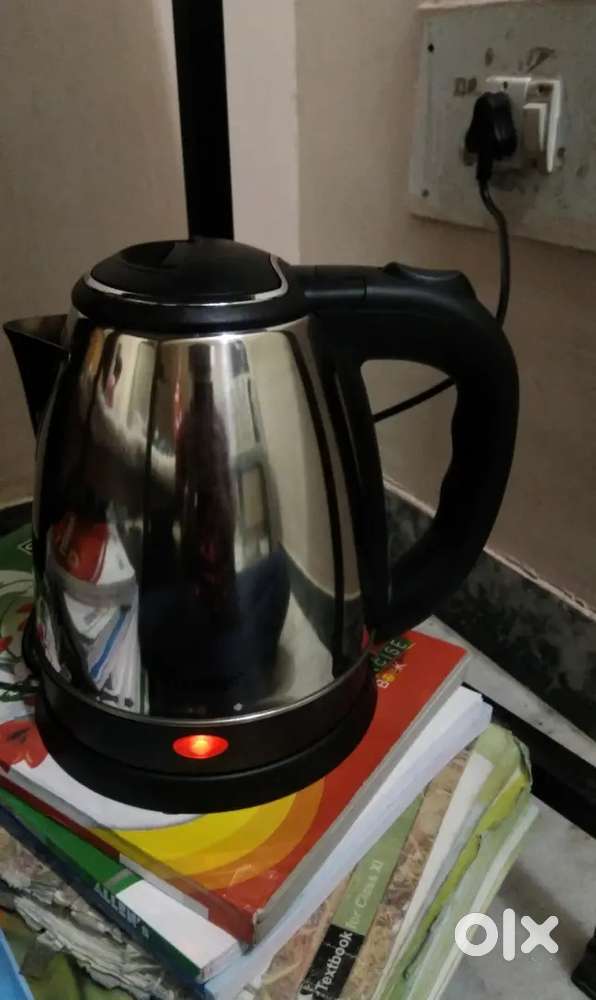 Prestige Electric kettle 1.5 litre , silver in good condition